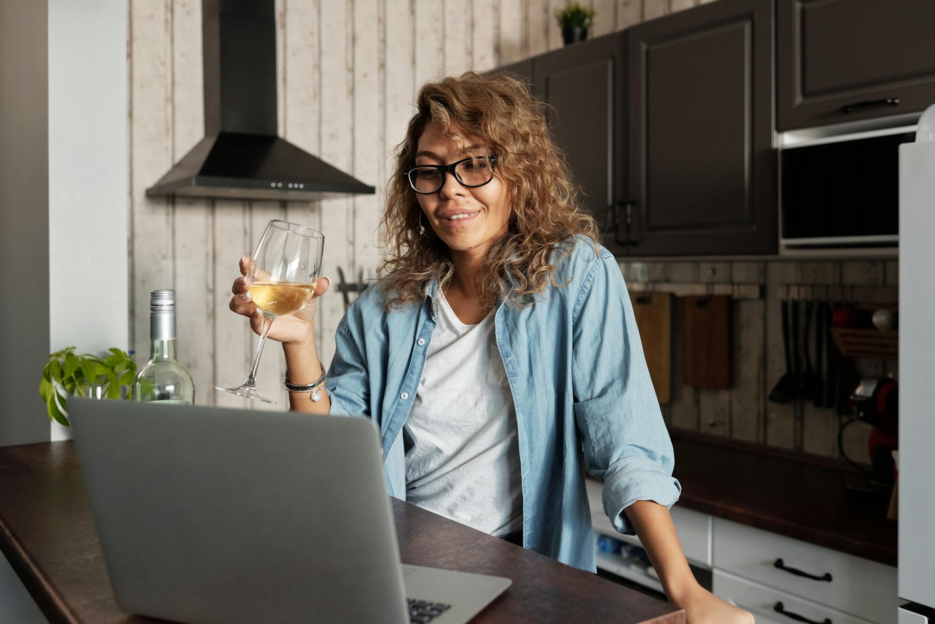 Cuál es el mejor dominio para un negocio de vinos