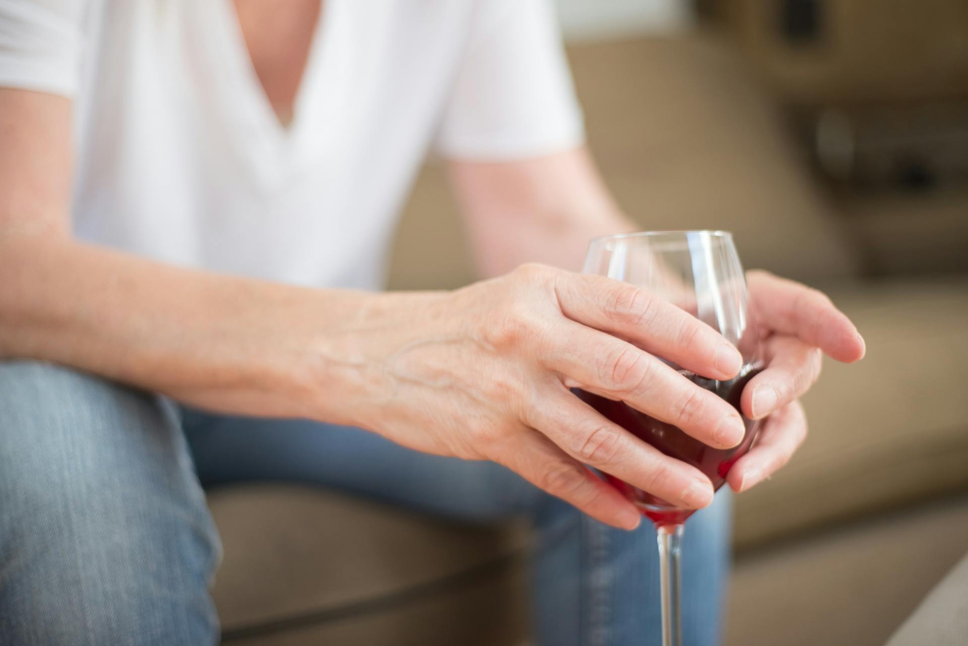 Cómo quitar manchas de vino
