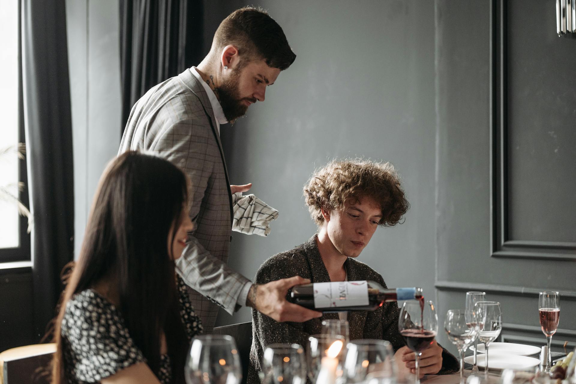 Qué significan las cuatro V de las etiquetas de vino